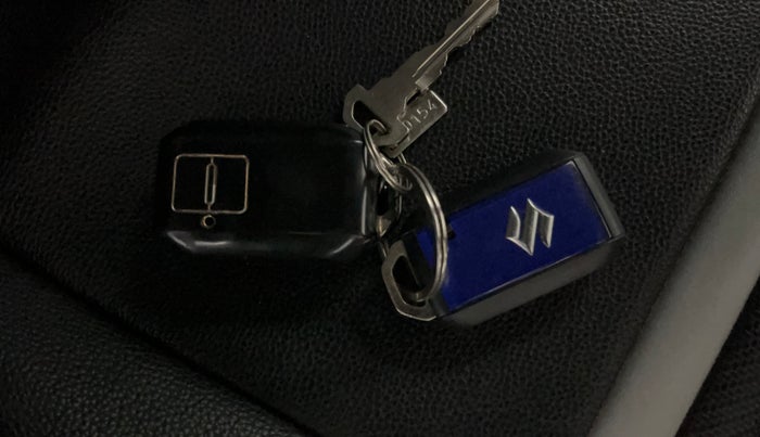 2023 Maruti Swift ZXI, Petrol, Manual, 30,782 km, Key Close Up