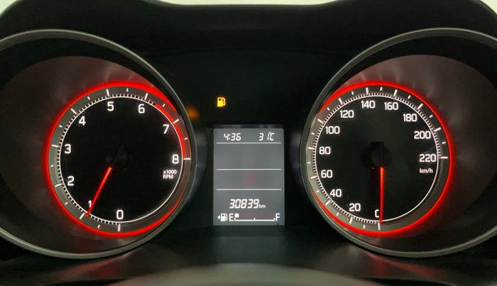 2023 Maruti Swift ZXI, Petrol, Manual, 30,782 km, Odometer Image