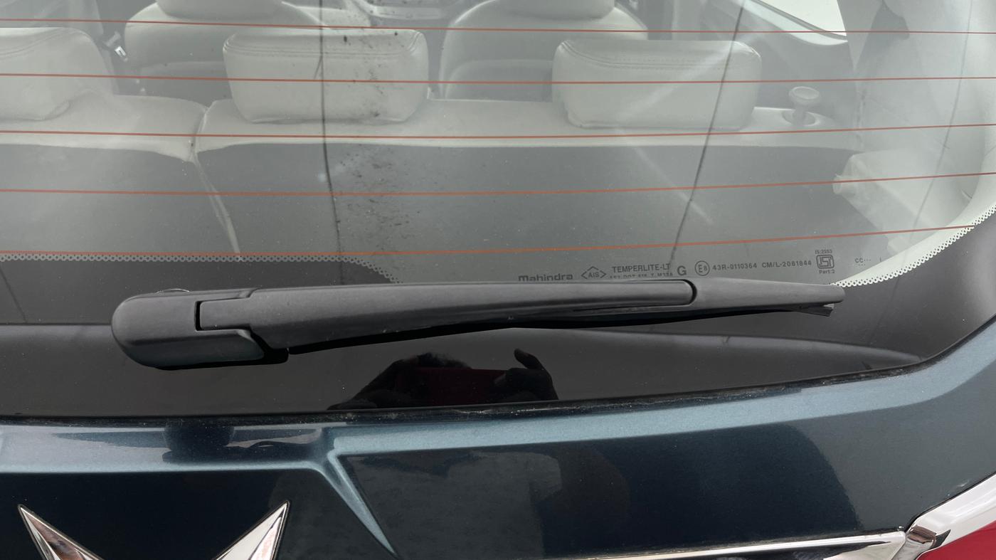 2022 Mahindra XUV300 W8 (O) 1.5 DIESEL AMT, Diesel, Automatic, 71,615 km, Rear Wiper