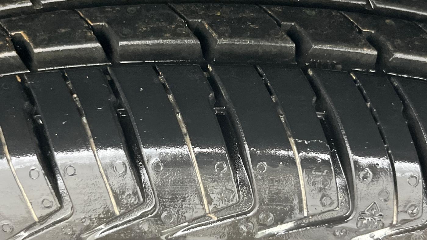 2017 Renault Kwid RXT 0.8, Petrol, Manual, 48,300 km, Right Front Tyre Tread