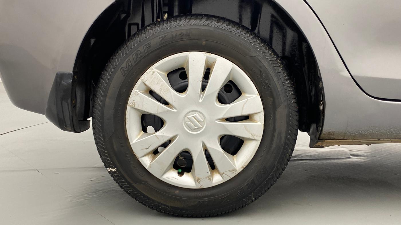 2014 Maruti Swift Dzire VXI, Petrol, Manual, 69,728 km, Right Rear Wheel