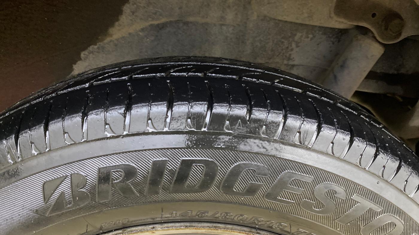 2015 Maruti Wagon R 1.0 LXI CNG, CNG, Manual, 65,672 km, Left Rear Tyre Tread
