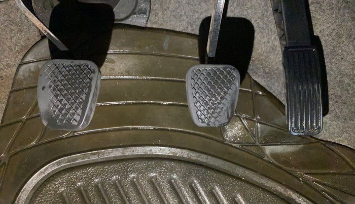 2018 Honda Amaze 1.2L I-VTEC S, CNG, Manual, 43,588 km, Pedals