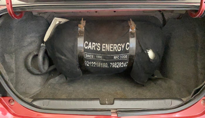 2018 Honda Amaze 1.2L I-VTEC S, CNG, Manual, 43,588 km, Boot Inside