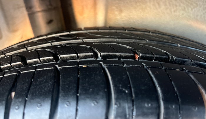 2019 Maruti New Wagon-R VXI 1.0, Petrol, Manual, 65,314 km, Right Rear Tyre Tread