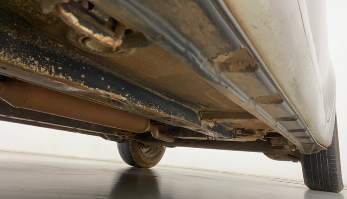 2010 Maruti Swift VXI, Petrol, Manual, 77,112 km, Right Side Underbody