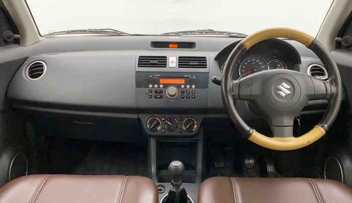 2010 Maruti Swift VXI, Petrol, Manual, 77,112 km, Dashboard