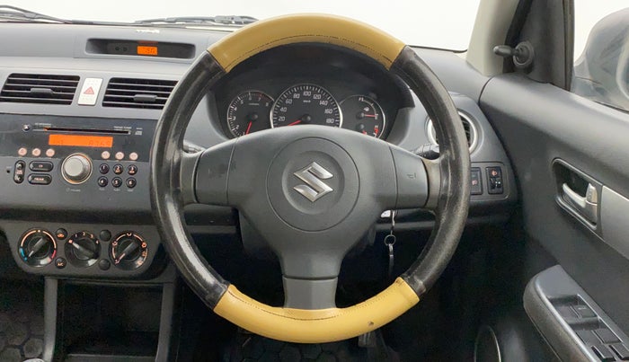 2010 Maruti Swift VXI, Petrol, Manual, 77,112 km, Steering Wheel Close Up