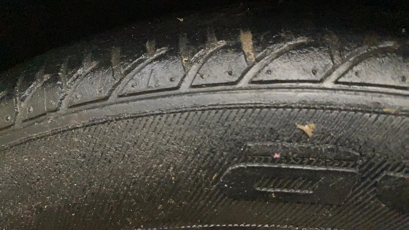 2014 Toyota Etios G, Petrol, Manual, 59,548 km, Right Front Tyre Tread