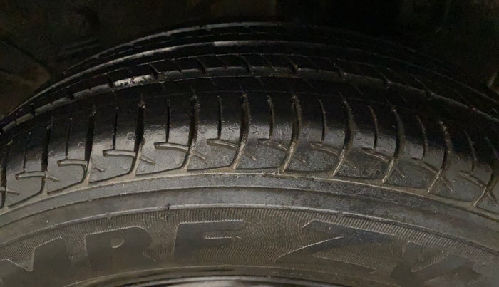 2014 Toyota Etios G, Petrol, Manual, 59,366 km, Left Rear Tyre Tread