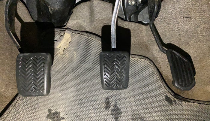 2014 Toyota Etios G, Petrol, Manual, 59,366 km, Pedals