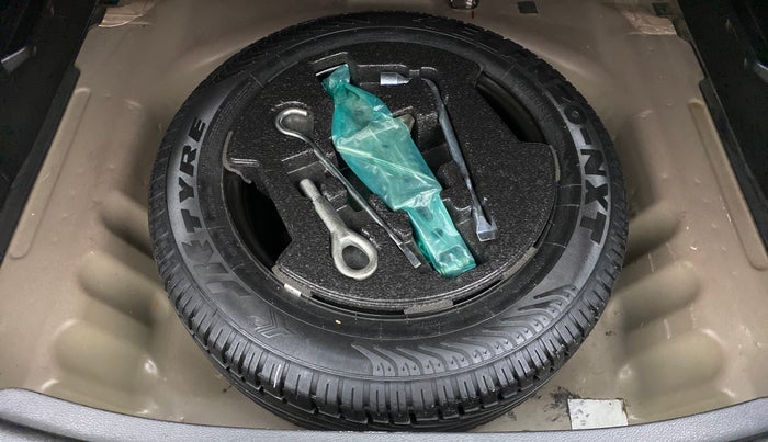 2016 Maruti S Cross ZETA 1.3, Diesel, Manual, 41,950 km, Spare Tyre