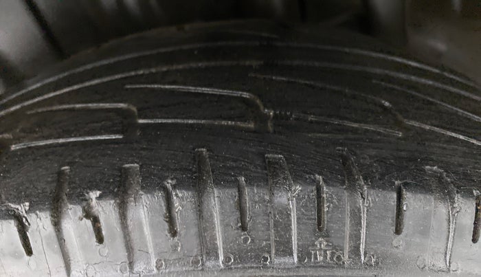 2016 Maruti S Cross ZETA 1.3, Diesel, Manual, 41,950 km, Left Rear Tyre Tread