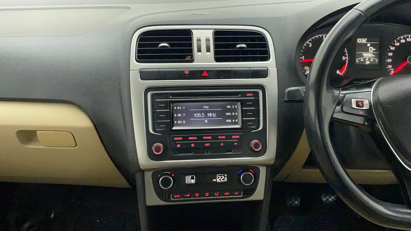 2015 Volkswagen Polo HIGHLINE1.5L DIESEL, Diesel, Manual, 87,074 km, Air Conditioner