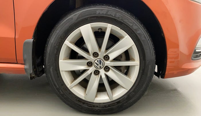 2015 Volkswagen Polo HIGHLINE1.5L DIESEL, Diesel, Manual, 87,074 km, Right Front Wheel
