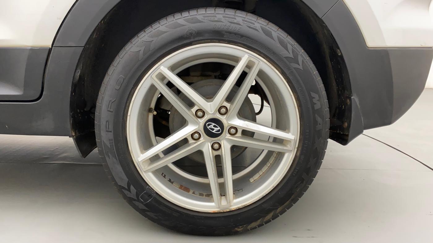 2016 Hyundai Creta SX PLUS AT 1.6 DIESEL, Diesel, Automatic, 1,18,727 km, Left Rear Wheel