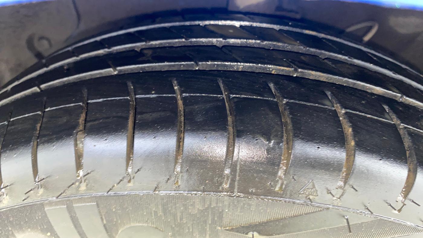 2018 Hyundai NEW SANTRO SPORTZ CNG, CNG, Manual, 1,25,446 km, Left Front Tyre Tread