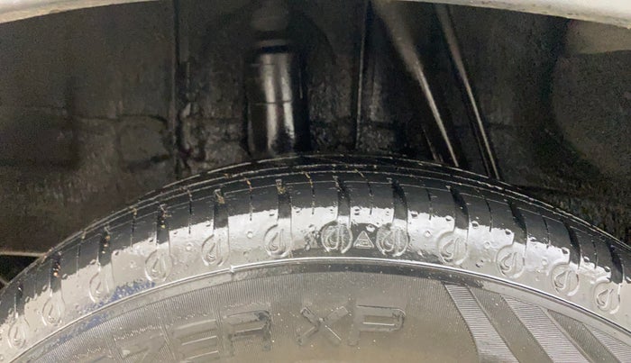 2020 Renault Kwid CLIMBER 1.0 AMT (O), Petrol, Automatic, 54,762 km, Right Rear Tyre Tread