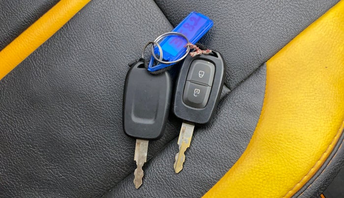 2020 Renault Kwid CLIMBER 1.0 AMT (O), Petrol, Automatic, 54,762 km, Key Close Up