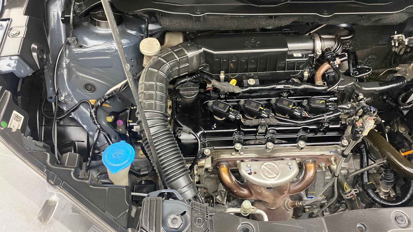 2021 Maruti XL6 ALPHA AT, Petrol, Automatic, 64,608 km, Engine View - Right