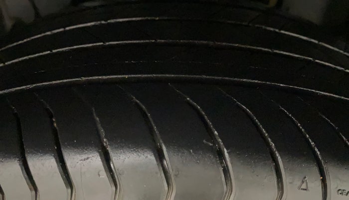 2022 Skoda KUSHAQ STYLE 1.5L TSI DSG, Petrol, Automatic, 27,752 km, Left Rear Tyre Tread