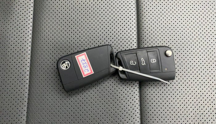 2022 Skoda KUSHAQ STYLE 1.5L TSI DSG, Petrol, Automatic, 27,752 km, Key Close Up