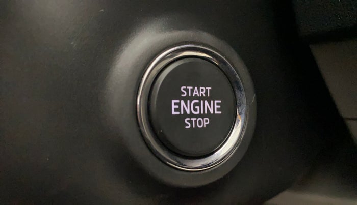 2022 Skoda KUSHAQ STYLE 1.5L TSI DSG, Petrol, Automatic, 27,752 km, Keyless Start/ Stop Button