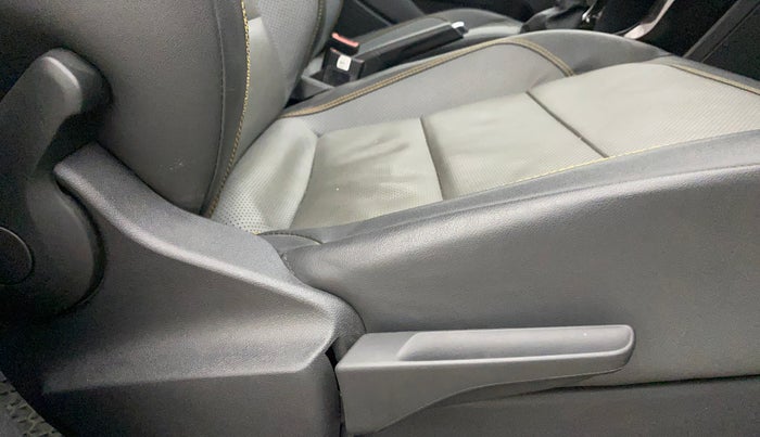 2022 Skoda KUSHAQ STYLE 1.5L TSI DSG, Petrol, Automatic, 27,752 km, Driver Side Adjustment Panel