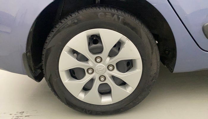 2014 Hyundai Xcent S 1.2, Petrol, Manual, 95,827 km, Right Rear Wheel