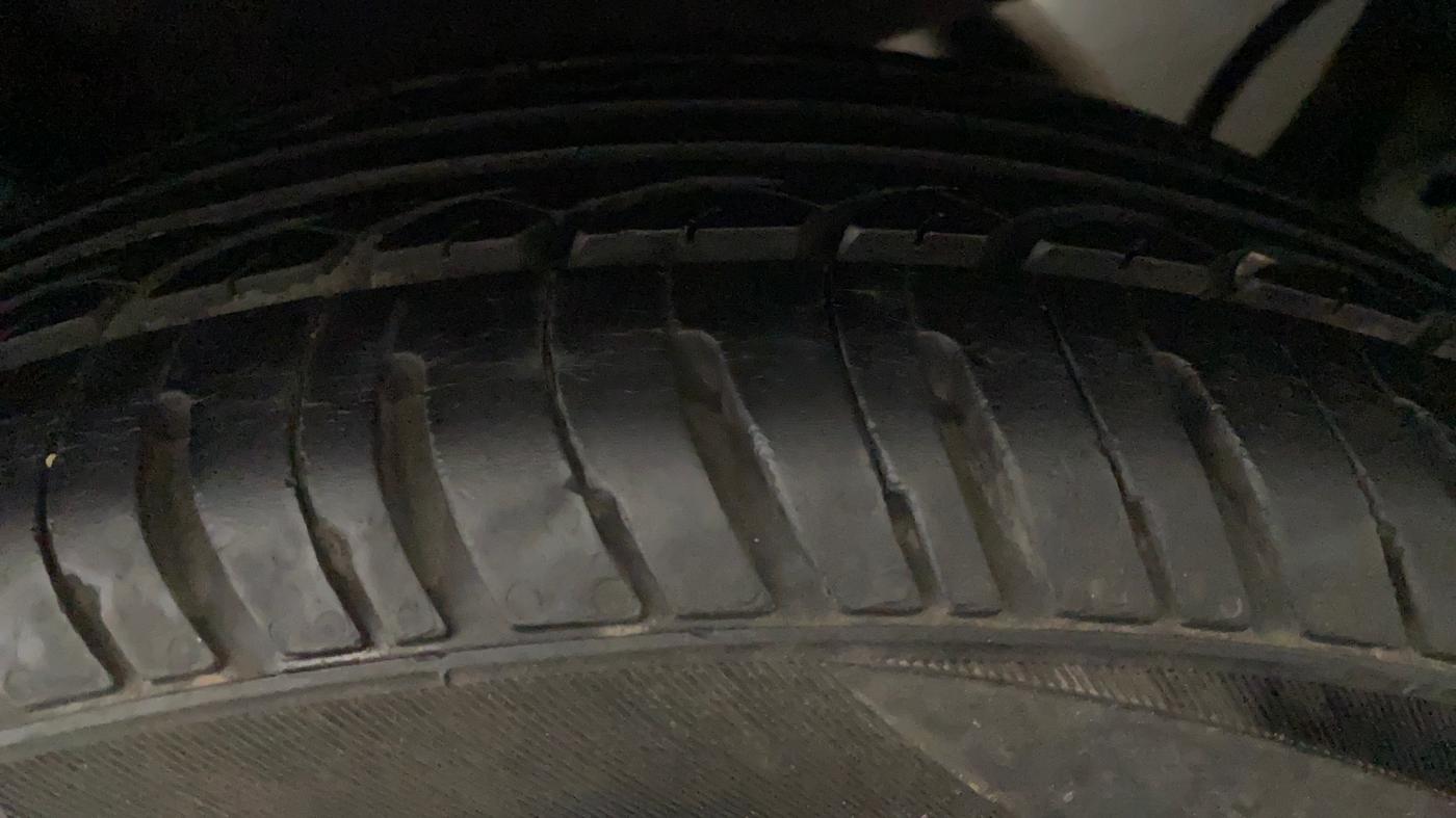 2014 Hyundai Xcent S 1.2, Petrol, Manual, 95,827 km, Left Rear Tyre Tread