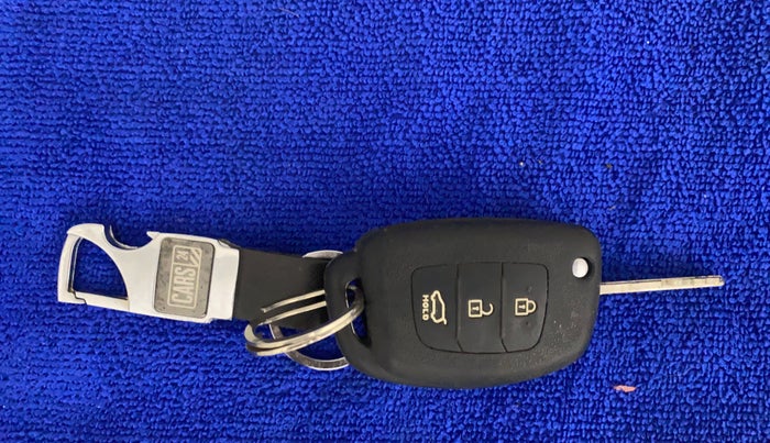 2014 Hyundai Xcent S 1.2, Petrol, Manual, 95,827 km, Key Close Up
