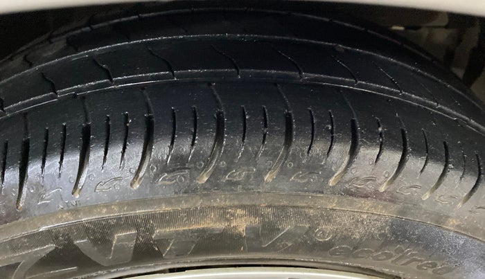 2021 Maruti Baleno DELTA PETROL 1.2, Petrol, Manual, 66,361 km, Right Front Tyre Tread