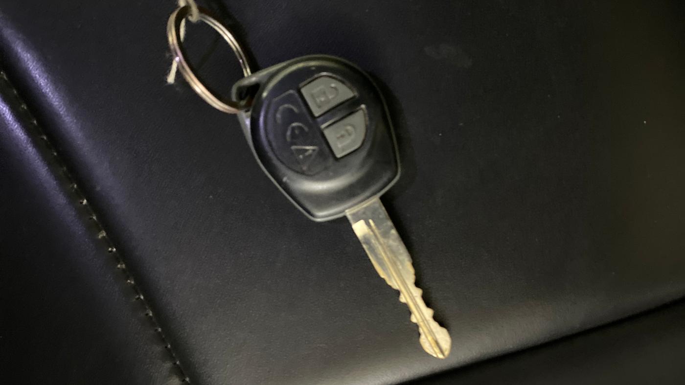2021 Maruti Baleno DELTA PETROL 1.2, Petrol, Manual, 66,361 km, Key Close Up