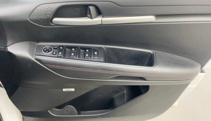 2020 KIA SONET GTX PLUS 1.0 DCT, Petrol, Automatic, 49,715 km, Driver Side Door Panels Control