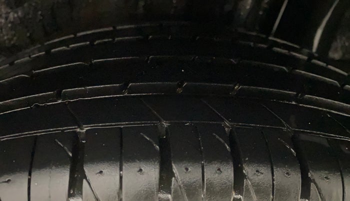 2020 KIA SONET GTX PLUS 1.0 DCT, Petrol, Automatic, 49,715 km, Left Rear Tyre Tread