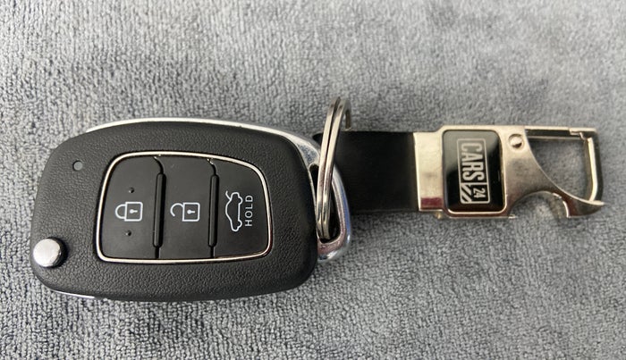 2021 Hyundai GRAND I10 NIOS SPORTZ CNG MT, CNG, Manual, 18,431 km, Key Close Up