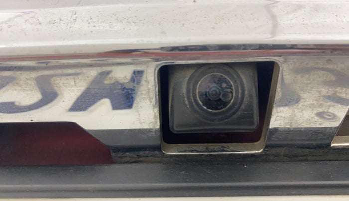 2018 Mahindra XUV500 W11, Diesel, Manual, 97,358 km, Parking Camera