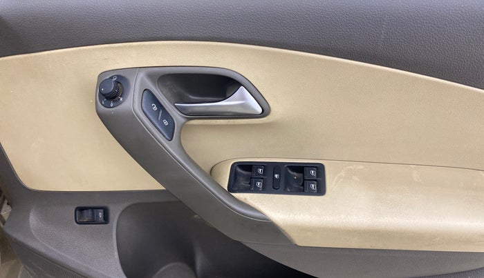 2017 Volkswagen Vento HIGHLINE PETROL AT, Petrol, Automatic, 75,987 km, Driver Side Door Panels Control