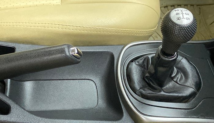 2014 Honda City 1.5L I-VTEC SV, Petrol, Manual, 27,058 km, Gear Lever