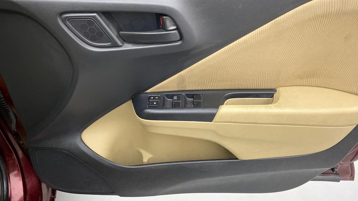 2014 Honda City 1.5L I-VTEC SV, Petrol, Manual, 27,058 km, Driver Side Door Panels Control