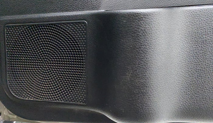 2018 Tata Hexa Varicor 400 XM, Diesel, Manual, 55,269 km, Speaker