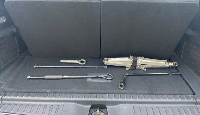 2018 Tata Hexa Varicor 400 XM, Diesel, Manual, 55,269 km, Boot Inside