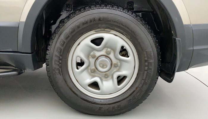 2018 Tata Hexa Varicor 400 XM, Diesel, Manual, 55,269 km, Left Rear Wheel