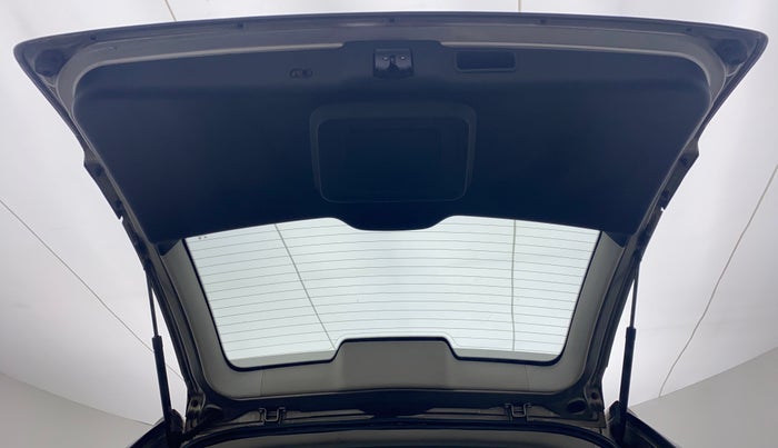 2018 Tata Hexa Varicor 400 XM, Diesel, Manual, 55,269 km, Boot Door Open