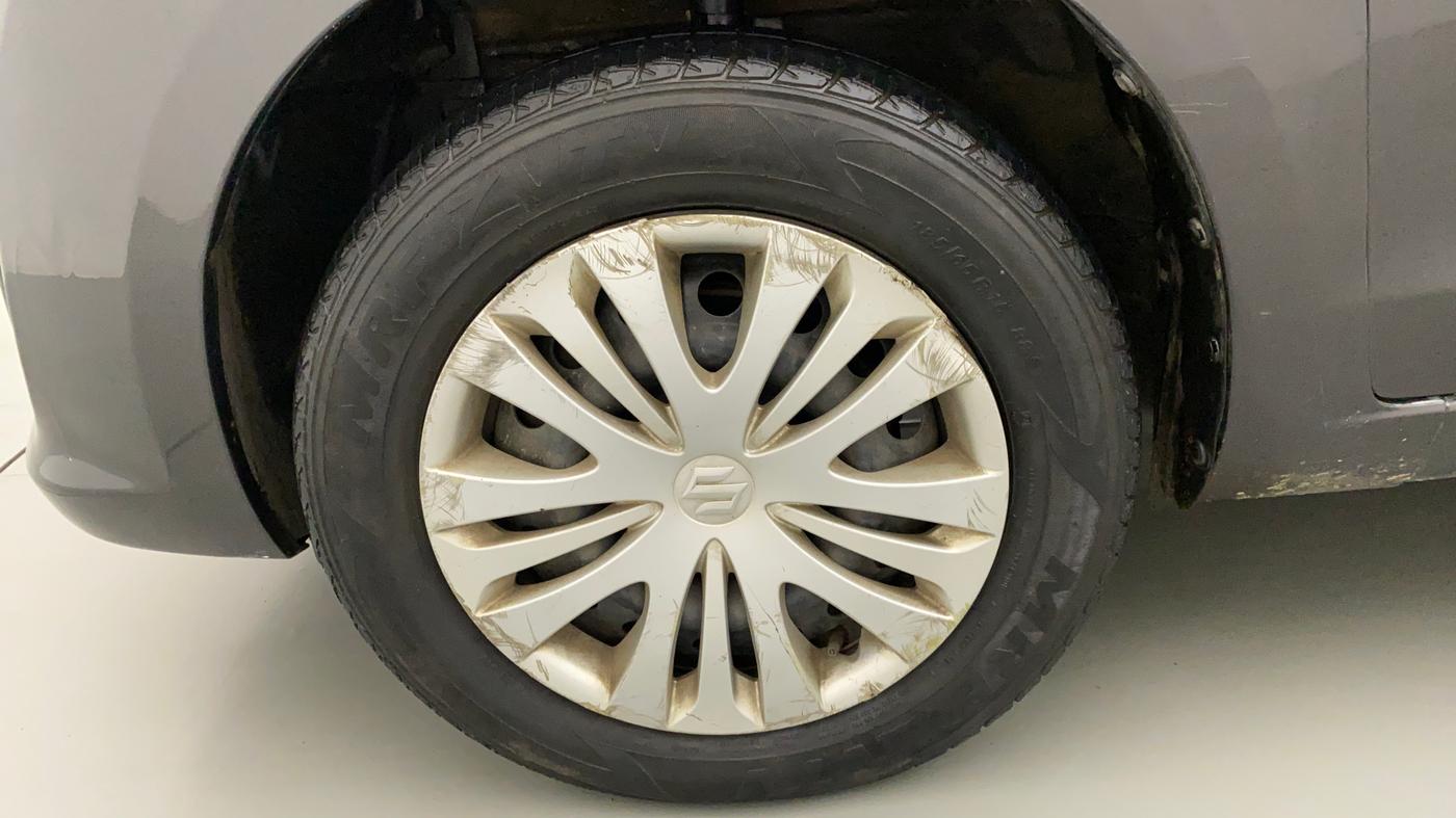 2012 Maruti Ertiga VDI, Diesel, Manual, 1,07,202 km, Left Front Wheel