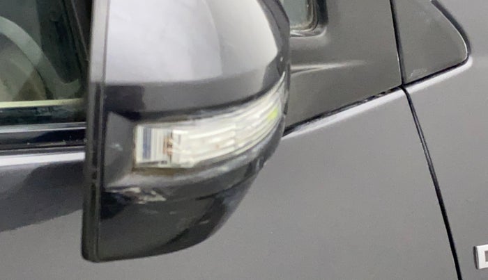 2012 Maruti Ertiga VDI, Diesel, Manual, 1,07,202 km, Right rear-view mirror - Indicator light has minor damage