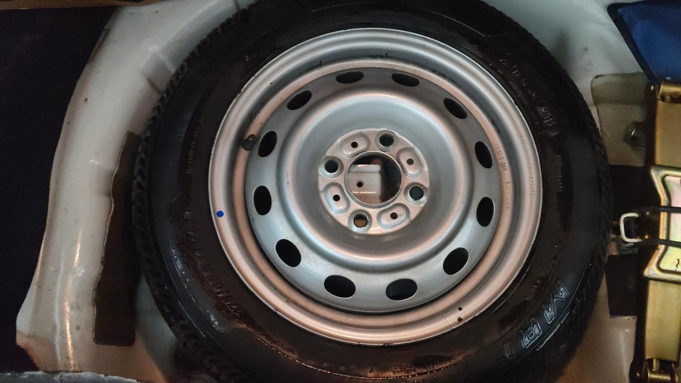 2013 Tata Indigo ECS LX CR4, Diesel, Manual, 42,804 km, Spare Tyre
