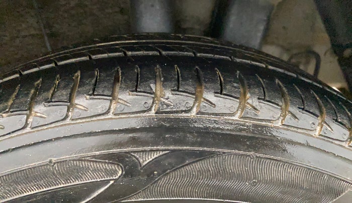 2016 Hyundai Grand i10 ASTA 1.2 KAPPA VTVT, Petrol, Manual, 57,194 km, Left Rear Tyre Tread