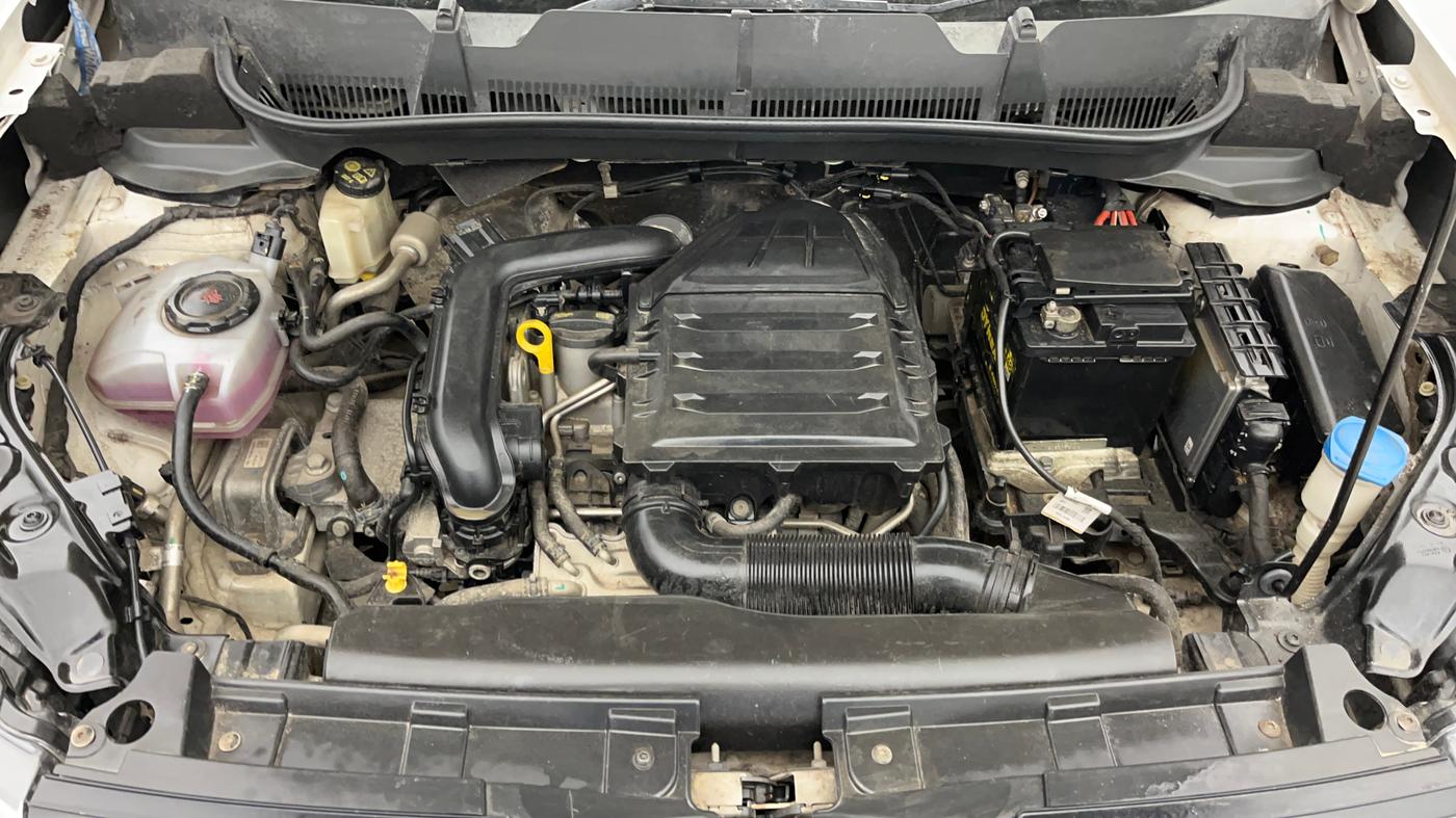 2022 Volkswagen TAIGUN COMFORTLINE 1.0 TSI MT, Petrol, Manual, 62,840 km, Engine View