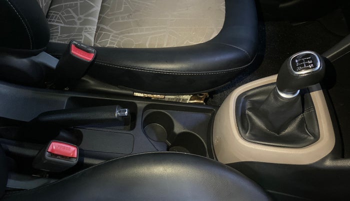 2019 Hyundai Grand i10 SPORTZ 1.2 KAPPA VTVT, Petrol, Manual, 67,074 km, Gear Lever